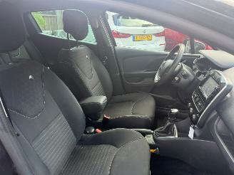 Renault Clio 1.2 TCE LIMITED AIRCO NAVI CRUISE picture 13