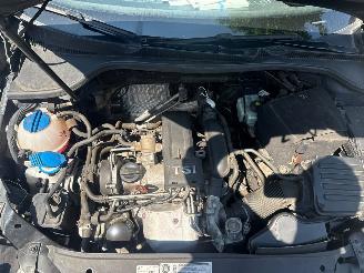 Volkswagen Golf 1.2 5DRS AIRCO CRUISE picture 17