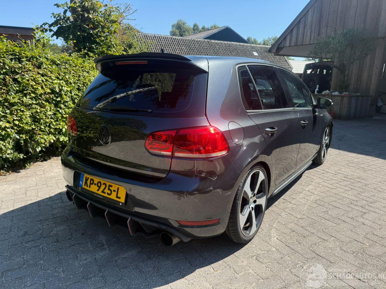 Volkswagen Golf 2.0 GTI 211PK 5DRS AIRCO NAVI