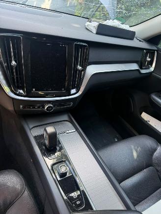 Volvo V-60 2.0 B3 CORE NL AUTO KM NAP picture 16