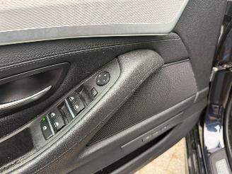 BMW 5-serie 520I M  AUT PANO LEDER NAP picture 24