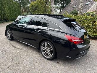 krockskadad bil auto Mercedes Cla-klasse 200D AMG AUT! PANO LEER 2017/12