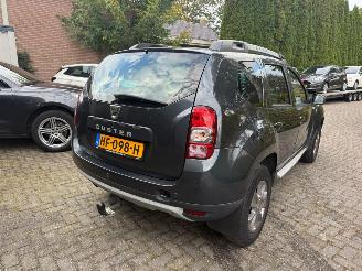 skadebil auto Dacia Duster 1.2 4X2 LEER TREKHAAK PDC 2015/10