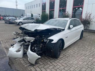 Coche siniestrado BMW 5-serie 5 serie Touring (F11), Combi, 2009 / 2017 520d 16V 2015/2