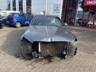 Vrakbiler auto Mercedes C-klasse C (W205), Sedan, 2013 / 2021 C-180 1.6 16V 2017/5