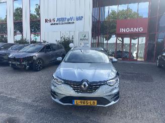 Auto incidentate Renault Mégane Estate 1.3 TCe Intens 2021/1