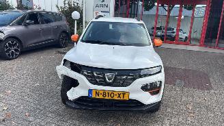 krockskadad bil auto Dacia Spring COMFORT + 27 KWH 2022/1