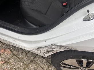 Volkswagen Golf E-GOLF picture 5