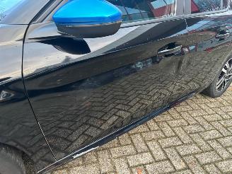 Peugeot 208 1.2 PureTech Active picture 4