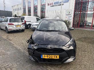 krockskadad bil auto Toyota Yaris 1.0 VVT-I ACTIVE 2022/1