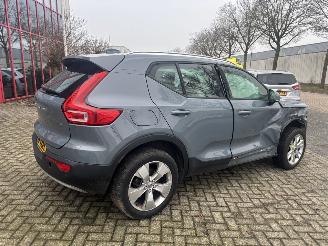 Volvo XC40 15 T3 MOMENTUM picture 6