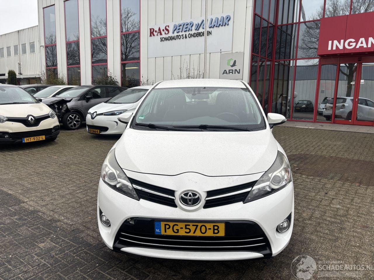 Toyota Verso 1.6 VVT-I DYNAMIC 7 PERSOONS