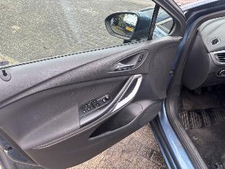 Opel Astra SPORTS TOURER GEEN SCHADE picture 13