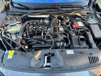 Honda Civic 5DR 1.0 I-VTEC COMFORT picture 16