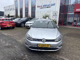 Schadeauto Volkswagen Golf 1.5 TSI Comfortline DIEFSTAL SCHADE 2020/1