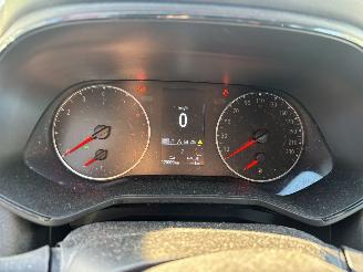 Renault Clio 1.0 TCe Zen MOTORSCHADE picture 13