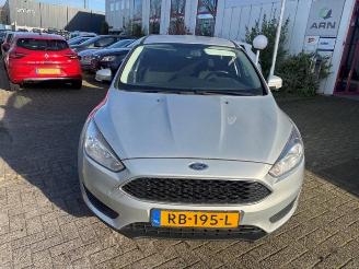 demontáž osobní automobily Ford Focus Focus 3, Hatchback, 2010 / 2020 1.0 Ti-VCT EcoBoost 12V 100 2017/10