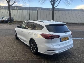 Ford Focus 1.0 ECOBOOST HYBRID ST LINE STYLE picture 4