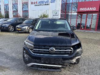 Volkswagen T-Cross 1.0tsi life picture 1