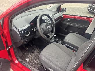 Volkswagen Up! 1.0 move up! BlueMotion picture 9