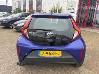 Vrakbiler auto Toyota Aygo Aygo X, Hatchback, 2022 1.0 12V VVT-i 2024/4