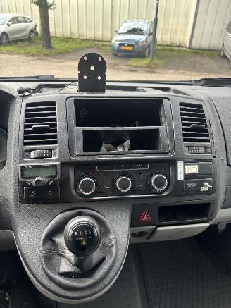 Volkswagen Transporter 2.0 TDI L1H1 BM DC Comfortline picture 13