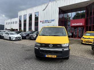 skadebil bedrijf Volkswagen Transporter 2.0 TDI L1H1 BM DC Comfortline 2016/3
