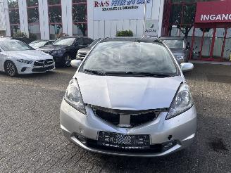 krockskadad bil auto Honda Jazz 1.4 EXCLUSIVE 2009/1