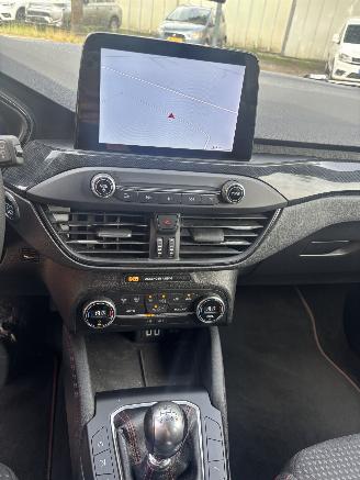 Ford Focus 1.0 ECOBOOST HYB ST LINE X BUSINE picture 14