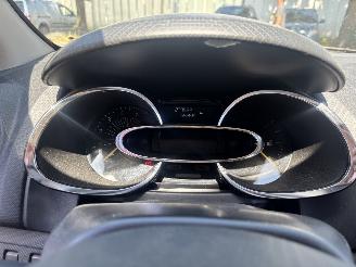 Renault Clio GEEN SCHADE picture 12