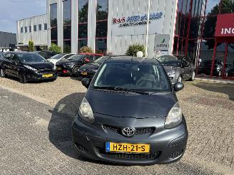Coche accidentado Toyota Aygo GEEN SCHADE 2011/7