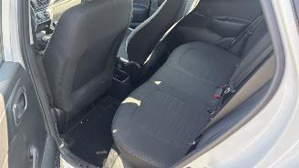 Hyundai I-10 1.0i blue comfort smart 5p 49kW picture 11