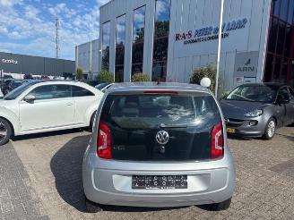 Vrakbiler auto Volkswagen Up! Up! (121), Hatchback, 2011 1.0 12V 60 2015/8
