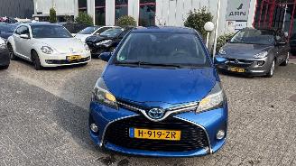 Unfallwagen Toyota Yaris HYBRID 1.5 HYBRID LEASE 2014/9