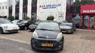 Schadeauto Peugeot 107 1.0 ACTIVE 2013/1