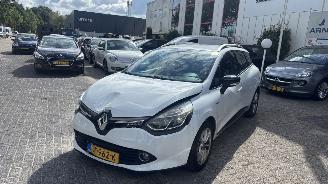Unfallwagen Renault Clio 1.5 DCI LIMITED 2016/6