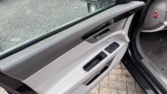 Jaguar XF 2.0D PORTFOLIO picture 13