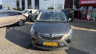 Damaged car Opel Zafira TOURER 1.6 CDTI BIJGELUID MASSAVLIEGWIEL 2015/5
