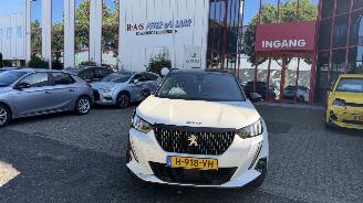 uszkodzony samochody osobowe Peugeot 2008 1.2 PURETECH GT-LINE 2020/5