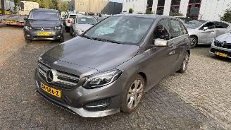 Mercedes B-klasse B200 D PRESTIGE picture 2