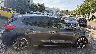 Ford Focus 1.0 EcoBoost picture 7