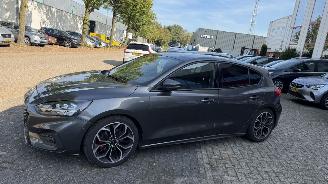 Ford Focus 1.0 EcoBoost picture 3