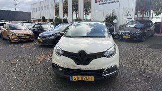 Auto incidentate Renault Captur 0.9 TCE AUTHENTIQUE 2014/5