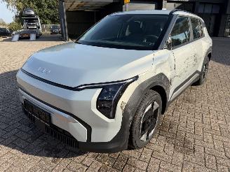 uszkodzony samochody osobowe Kia EV3 150 Kw Air 2025/2