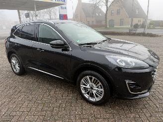 Vaurioauto  passenger cars Ford Kuga 2.5 PHEV Vignale 2024/2