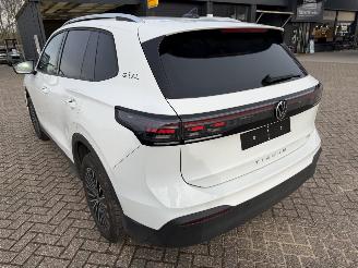 Volkswagen Tiguan 1.5 eTSi 150 Pk Mild Hybride DSG. Goal picture 13