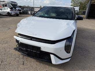 Kia EV4 81 Kw/h. Elektro motor 150 Kw  GT-Line picture 3