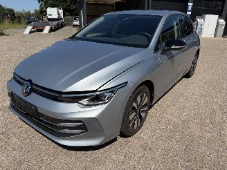 Vaurioauto  passenger cars Volkswagen Golf 1.5. eTSI. 110 Kw DSG. Goal 2025/7