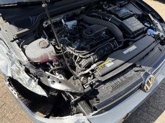 Volkswagen Golf 1.5. eTSI. 110 Kw DSG. Goal picture 23