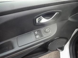 Renault Clio Clio IV Estate/Grandtour (7R), Combi 5-drs, 2012 / 2021 1.5 Energy dCi 90 FAP picture 9